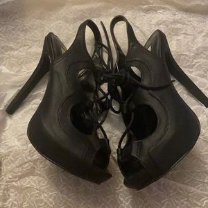 SimplyVera, Vera Wang